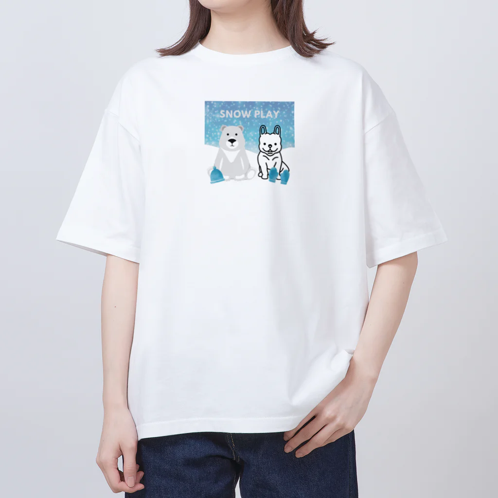 FRENCHIEのしろくまと雪遊びを楽しむフレブル🧤 Oversized T-Shirt