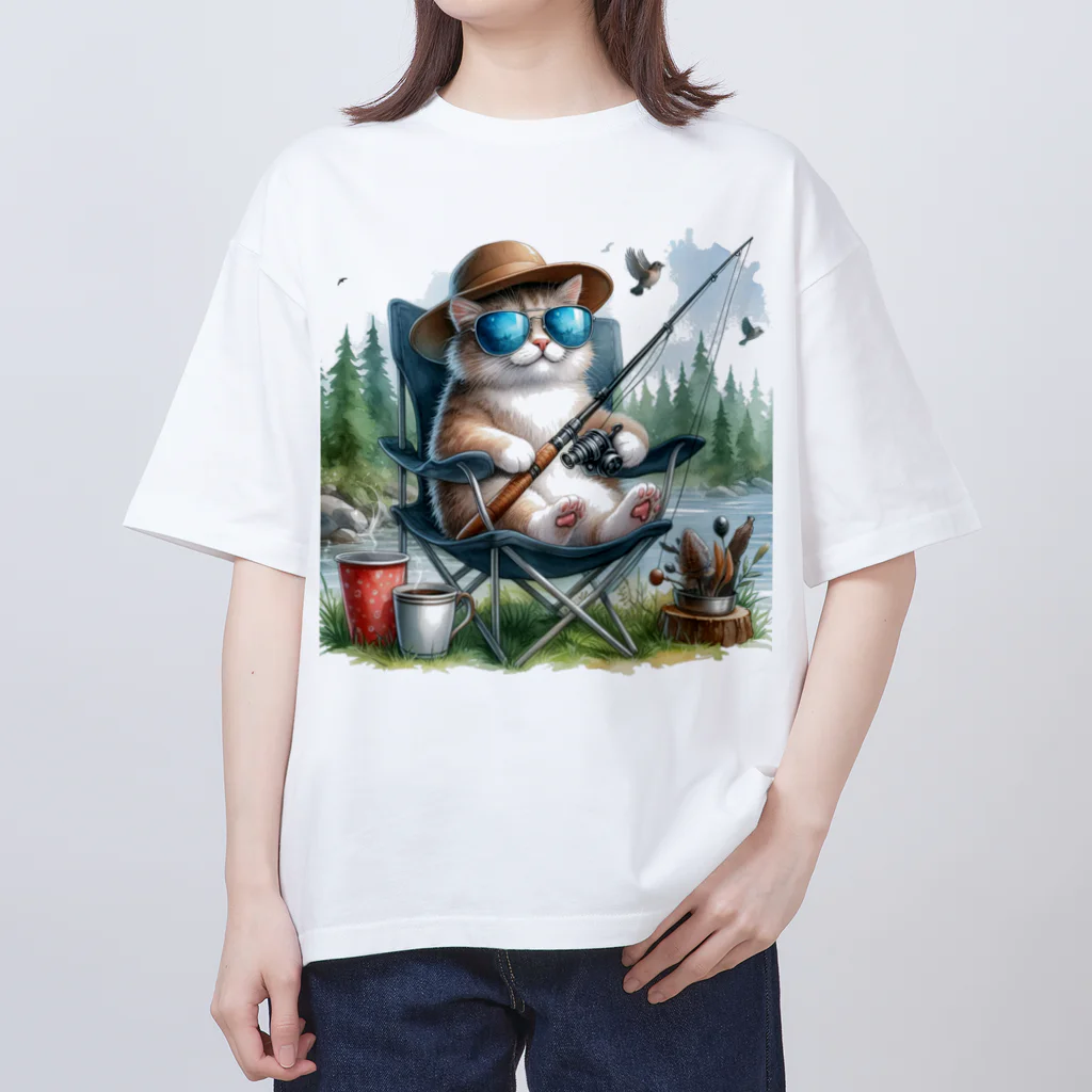 「みんなで楽しく、ソロキャンプ」のお店の猫ちゃんとキャンプ オーバーサイズTシャツ