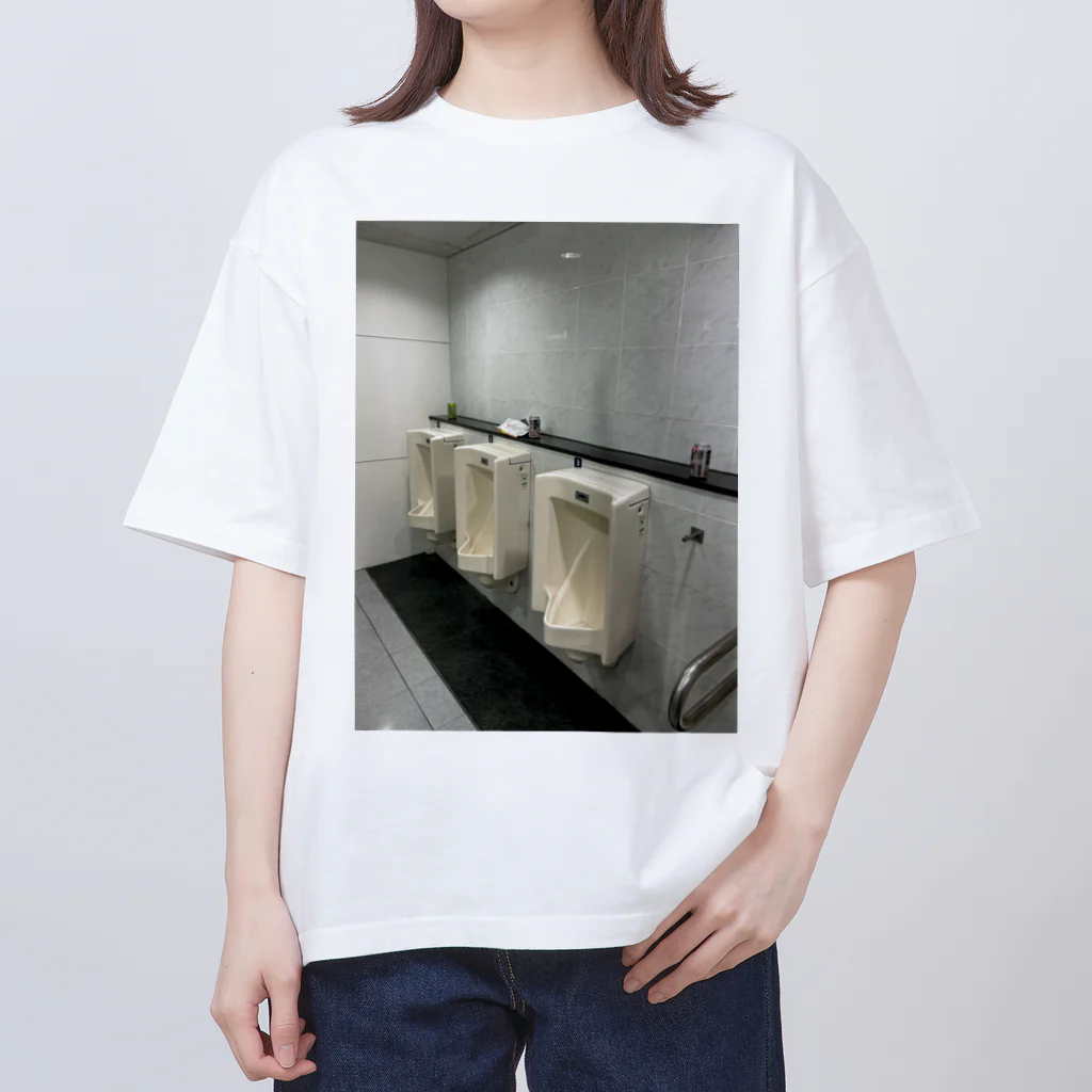 shunshi731のトイレ Oversized T-Shirt