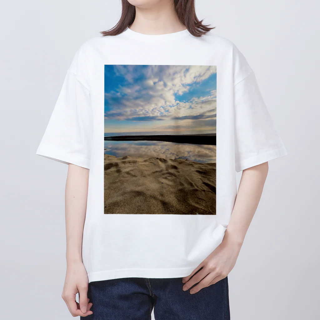 ARTPARTNERの夕方のディテール オーバーサイズTシャツ