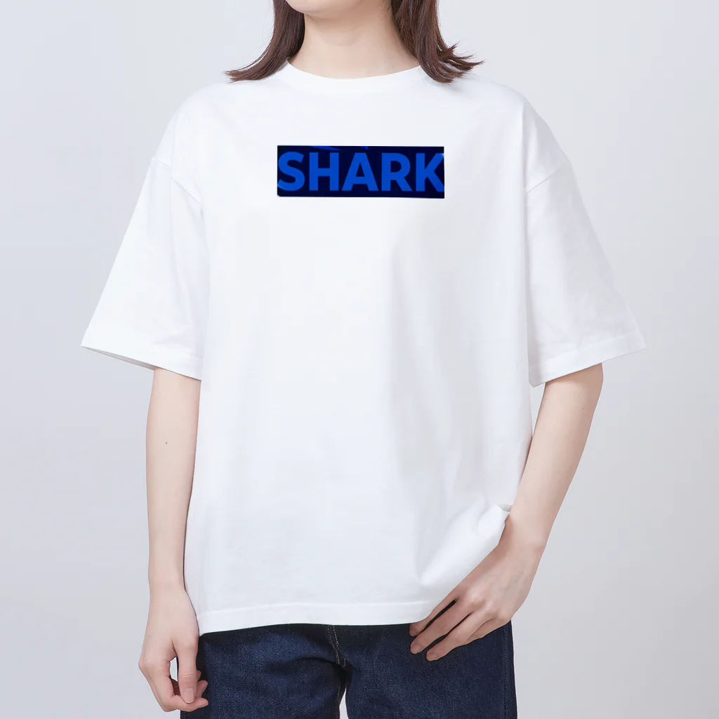 アートフル・メッセンジャーのCOOL SHARK オーバーサイズTシャツ