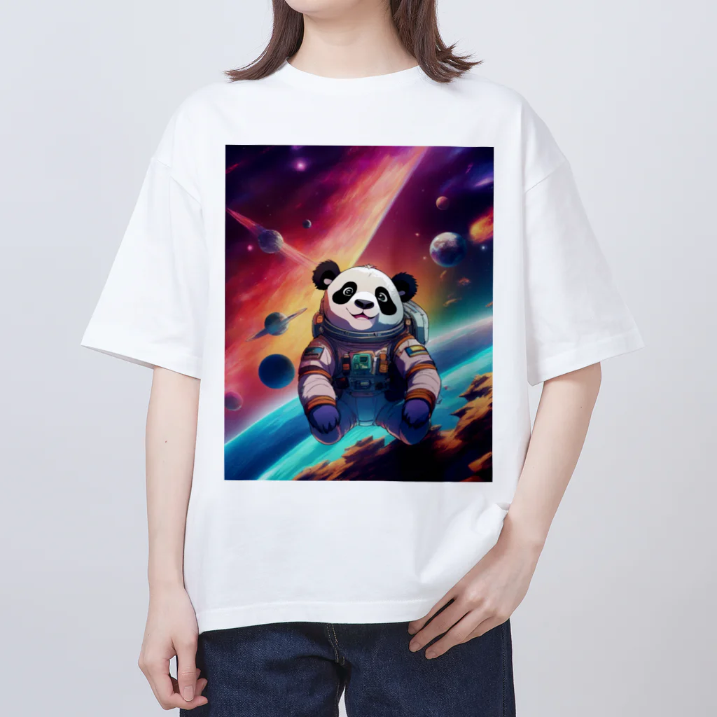 BRAVO DESIGNの宇宙飛行士パンダ オーバーサイズTシャツ