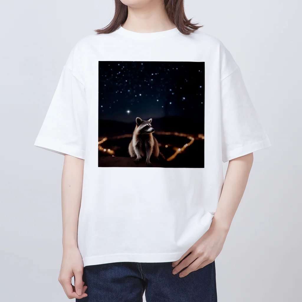 araiguma_shopの星を眺めているアライグマ Oversized T-Shirt