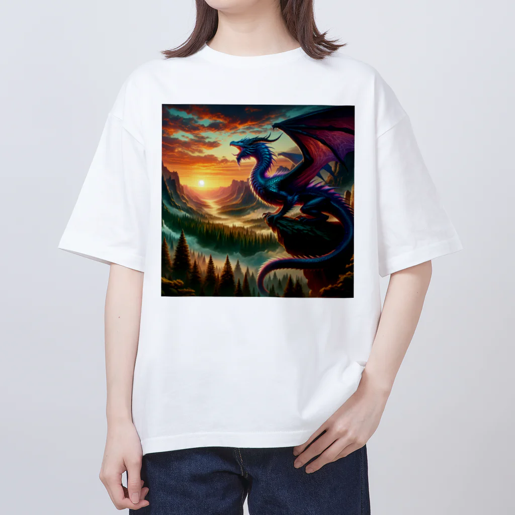 すずらん24の幸運のドラゴン オーバーサイズTシャツ