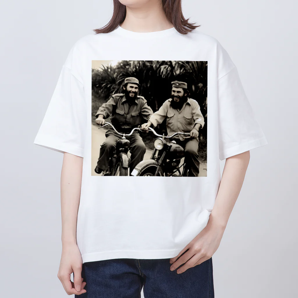 westside storeのI wish there was a world like this. "Fidel Castro" and "Che Guevara." オーバーサイズTシャツ