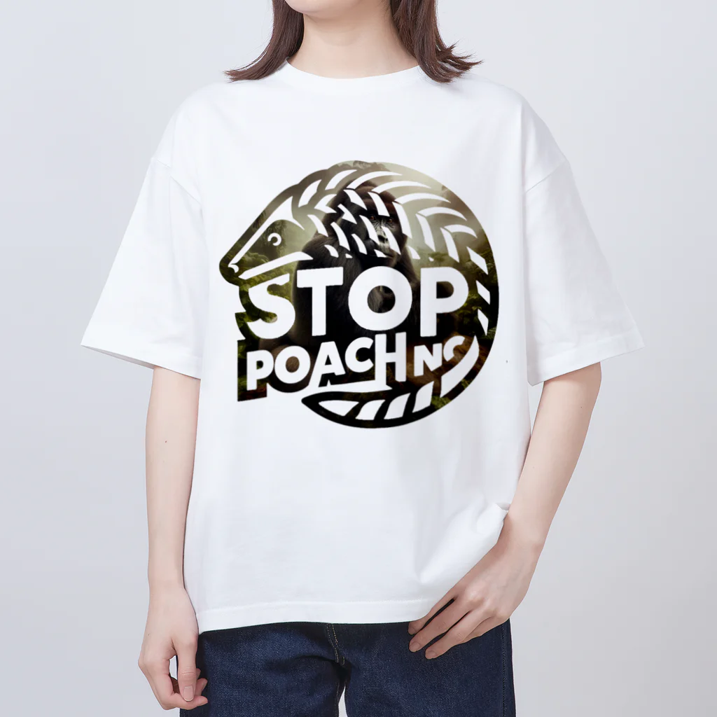 STOP POACHNGのSTOP POACHNG（シルバーバックゴリラ） Oversized T-Shirt