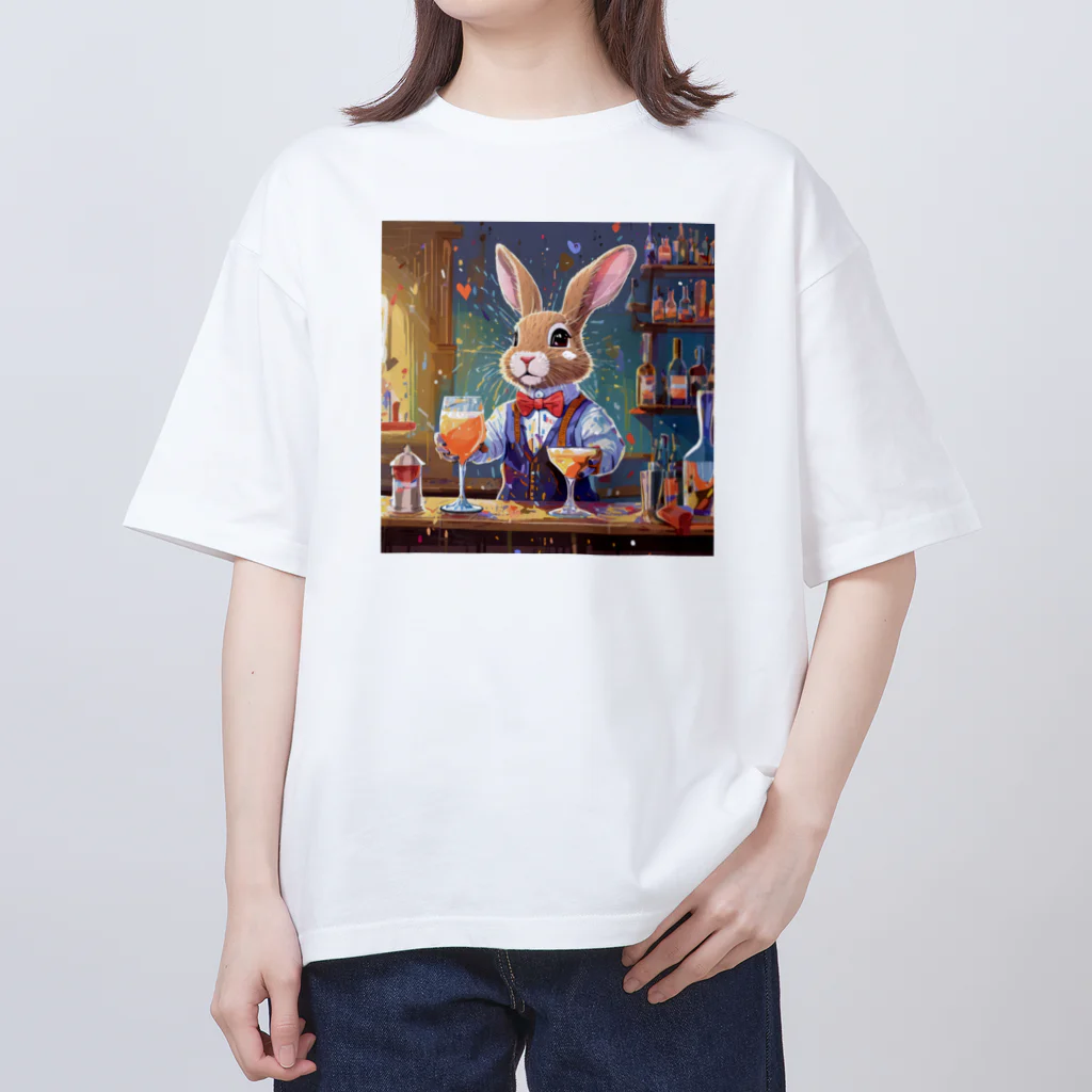 うさぎやのバーテンダーのうさぎ2 Oversized T-Shirt