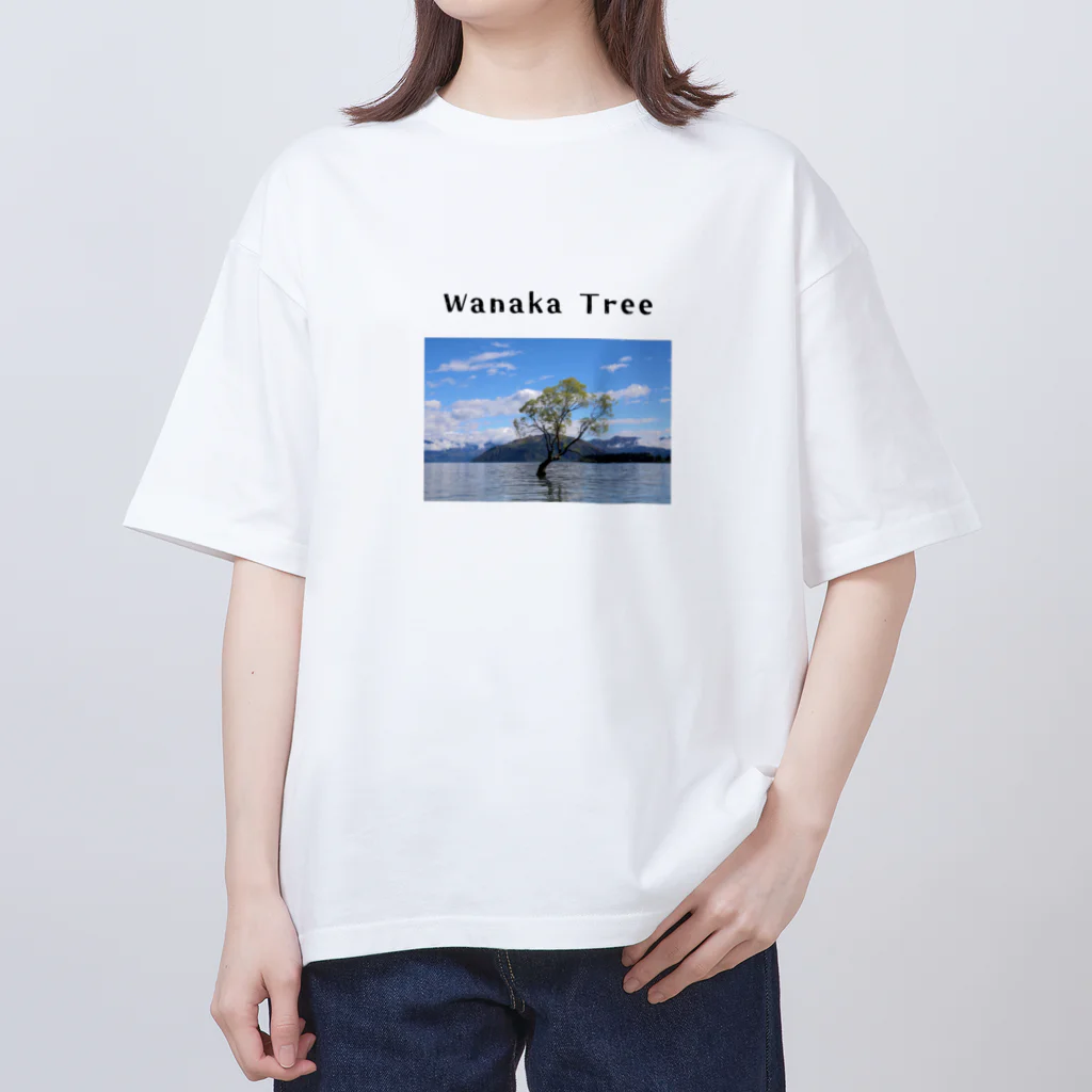 絶景の宝石箱のWanaka Tree〜自然の宝石箱:ニュージランドより〜 オーバーサイズTシャツ