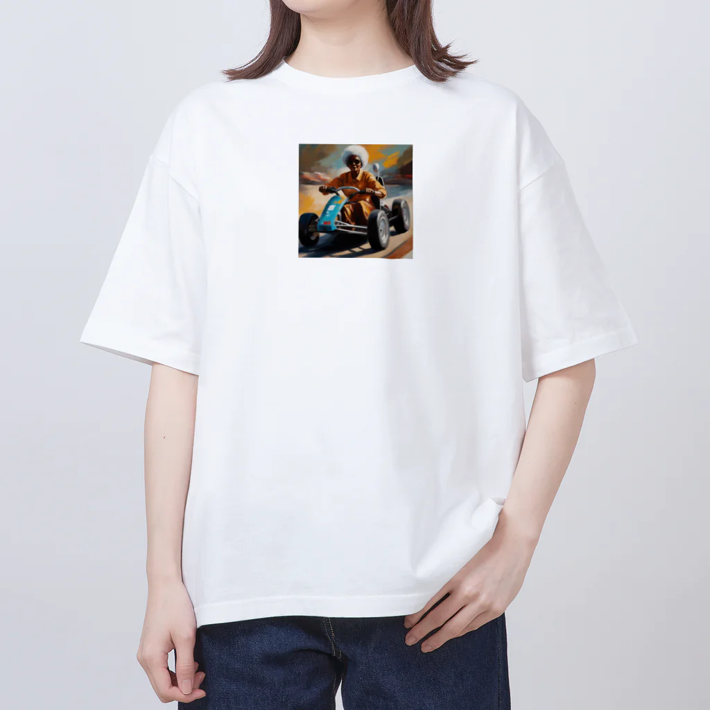 qloのゴーカートグランマ オーバーサイズTシャツ