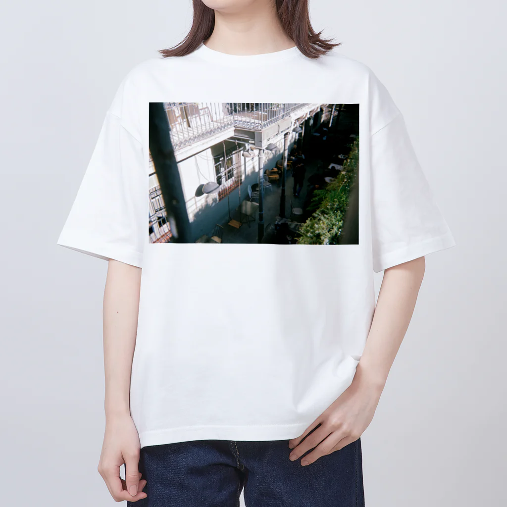 yapopiのBarcelona landscape2 オーバーサイズTシャツ