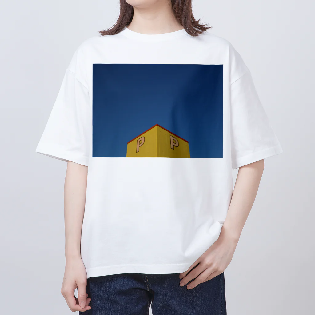 Yasuzo ShopのＰ Oversized T-Shirt