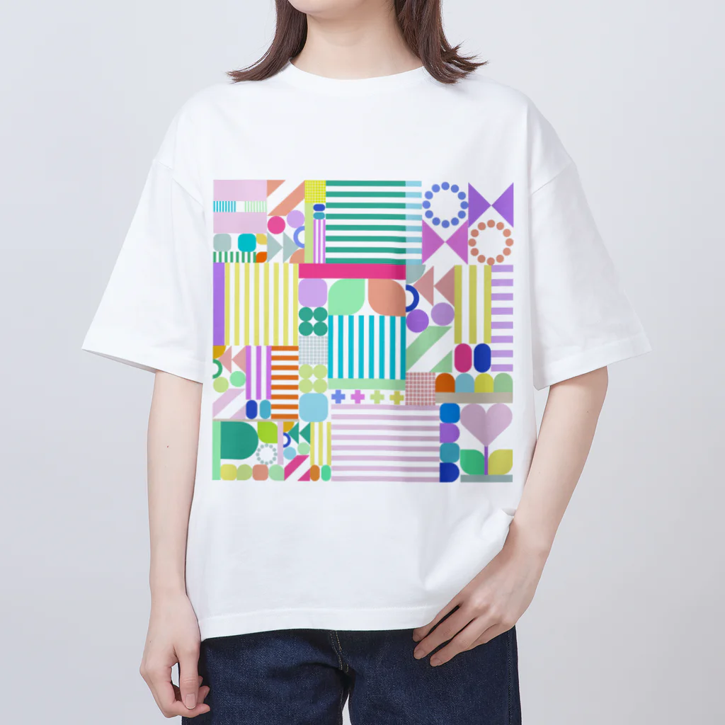 Neune のSpring オーバーサイズTシャツ