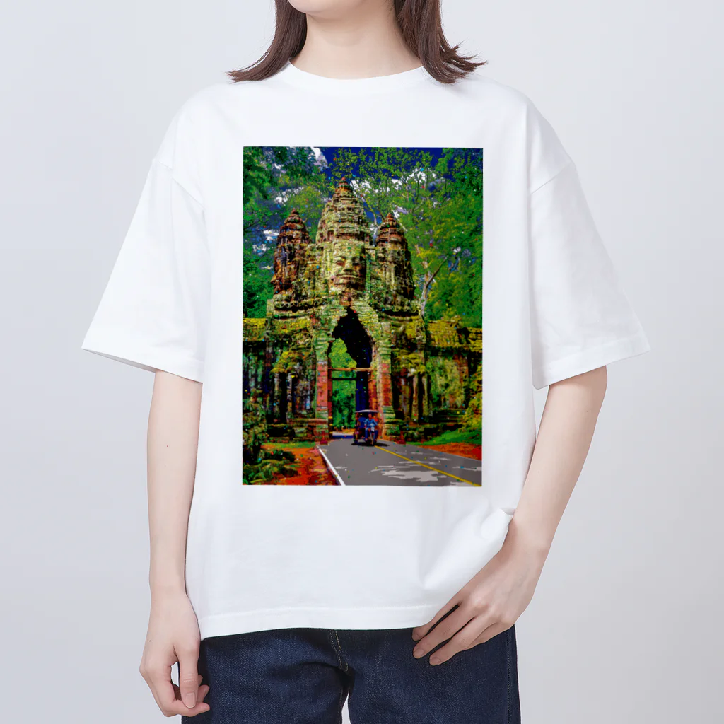 GALLERY misutawoのカンボジア アンコール・トムの北大門 Oversized T-Shirt