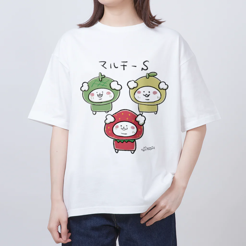 猫のミケランジェロのマルチーSTシャツ Oversized T-Shirt