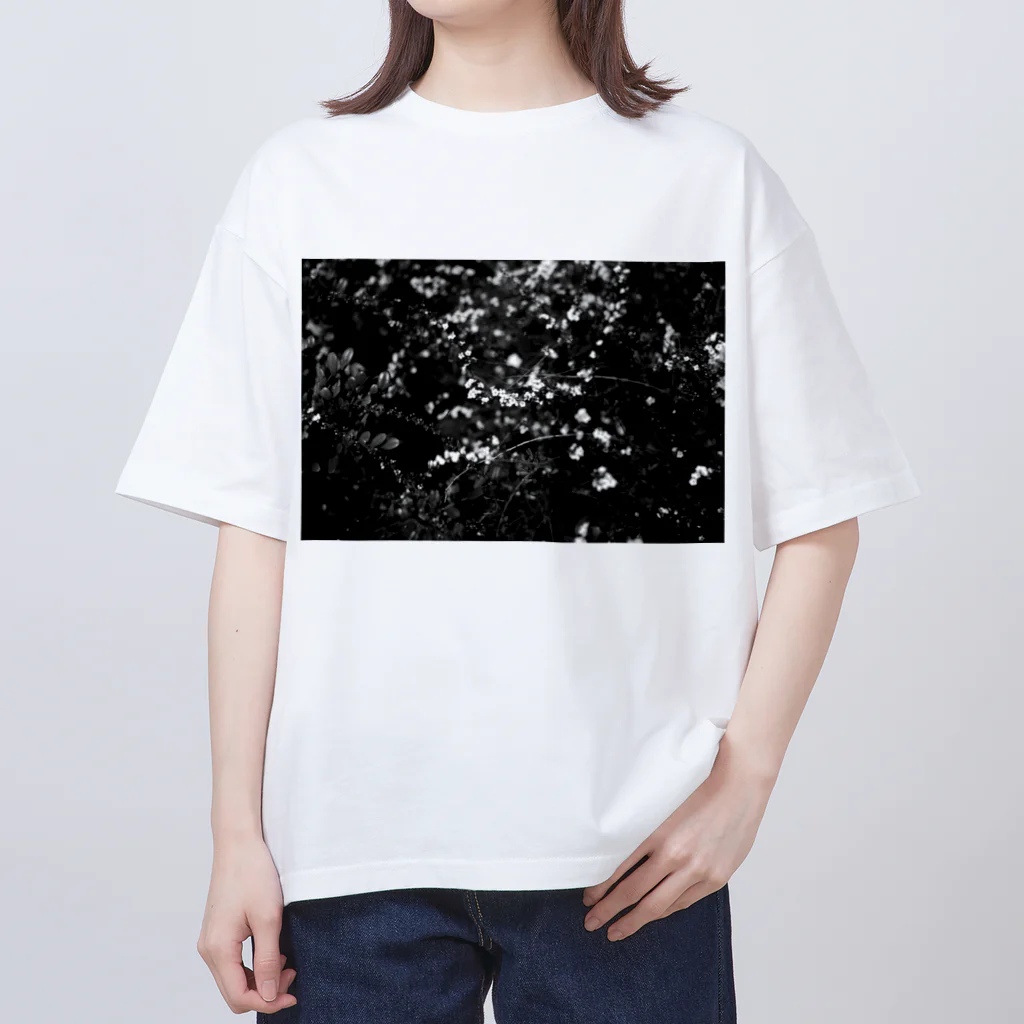 pisocaのsilent Oversized T-Shirt