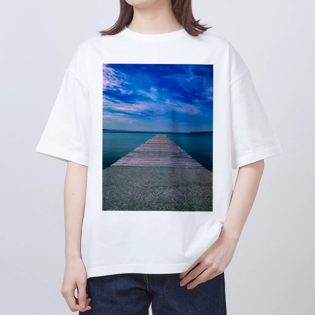 ryu241のあめやの桟橋 Oversized T-Shirt