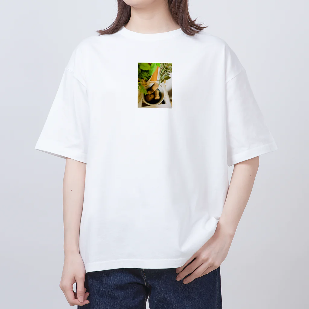 Mizuki・ASIA CATのコルク集め オーバーサイズTシャツ