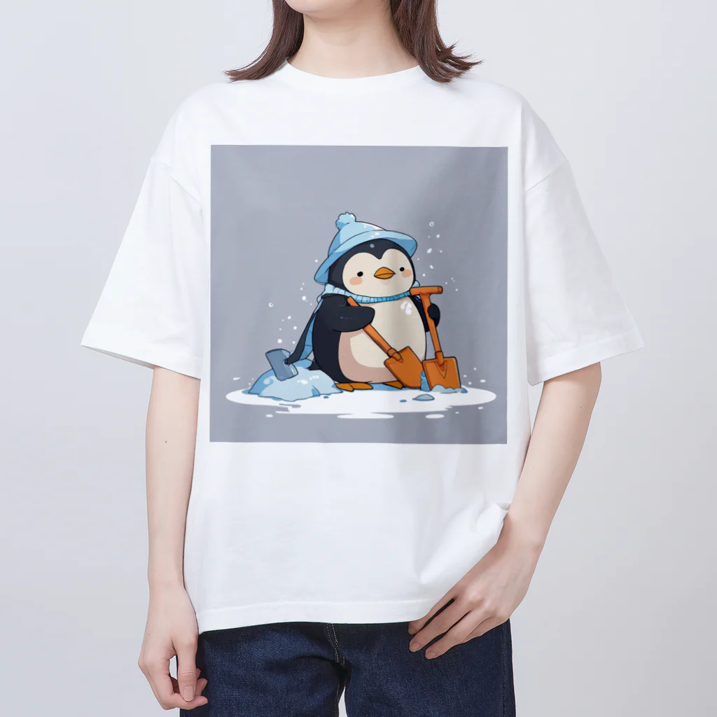 ganeshaのかわいいペンギンとおもちゃのシャベル Oversized T-Shirt