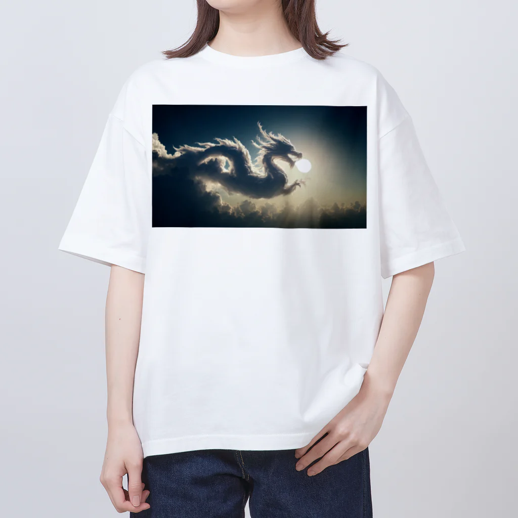 matsuya-11の太陽へ向かう雲龍 Oversized T-Shirt