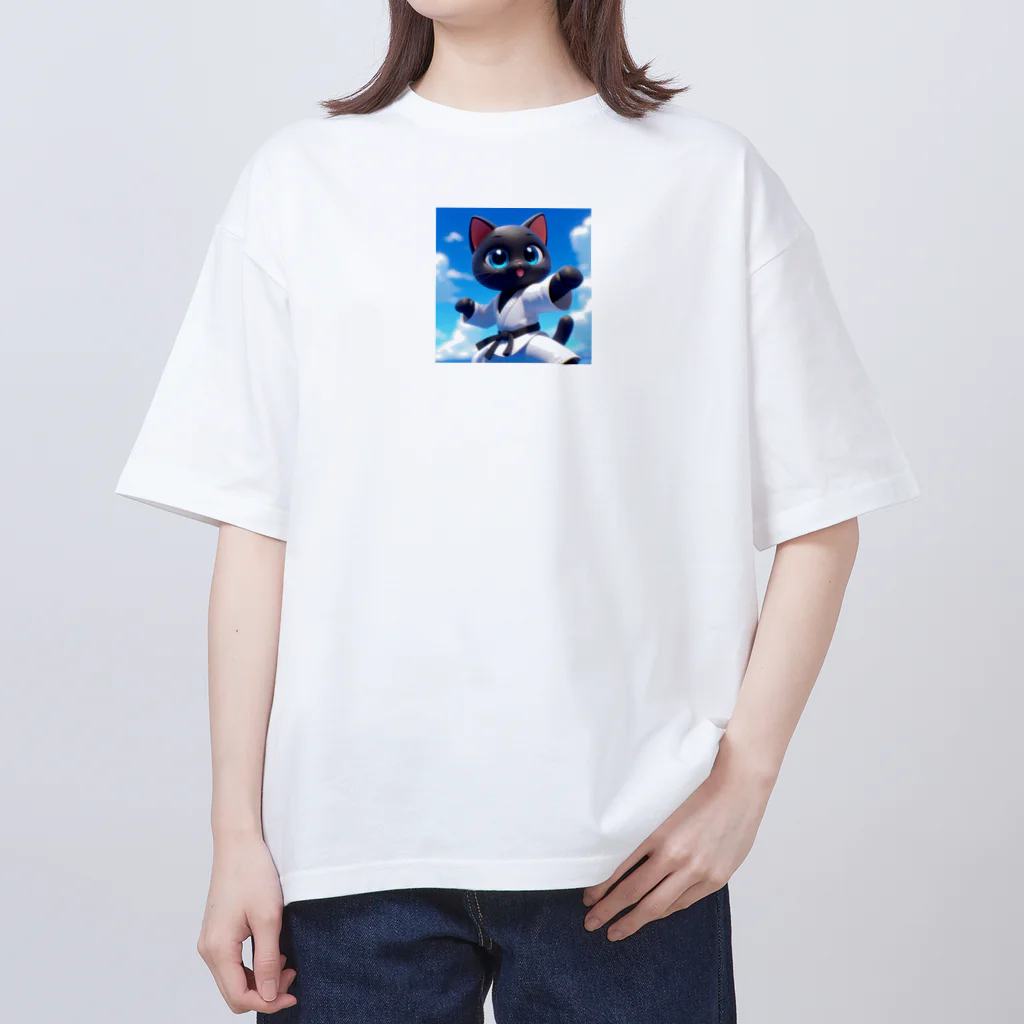 キュート＆クールの空手家クロネコ君・バージョン２ Oversized T-Shirt