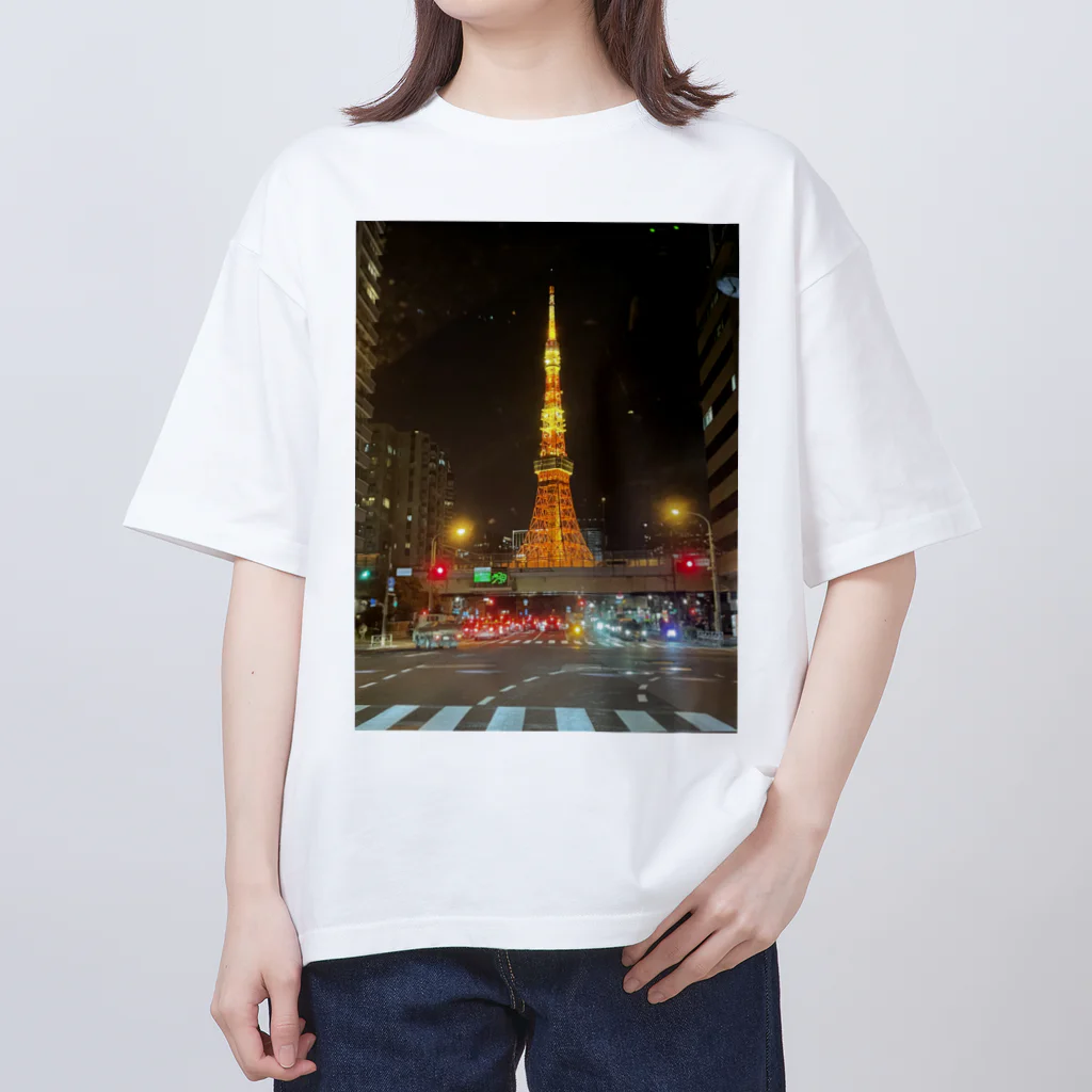 JohnDo Shopの東京タワー Oversized T-Shirt