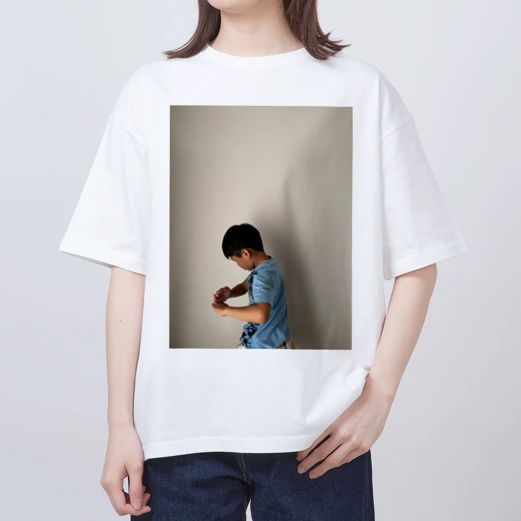 Minashのぼくのカッコいいポーズ オーバーサイズTシャツ