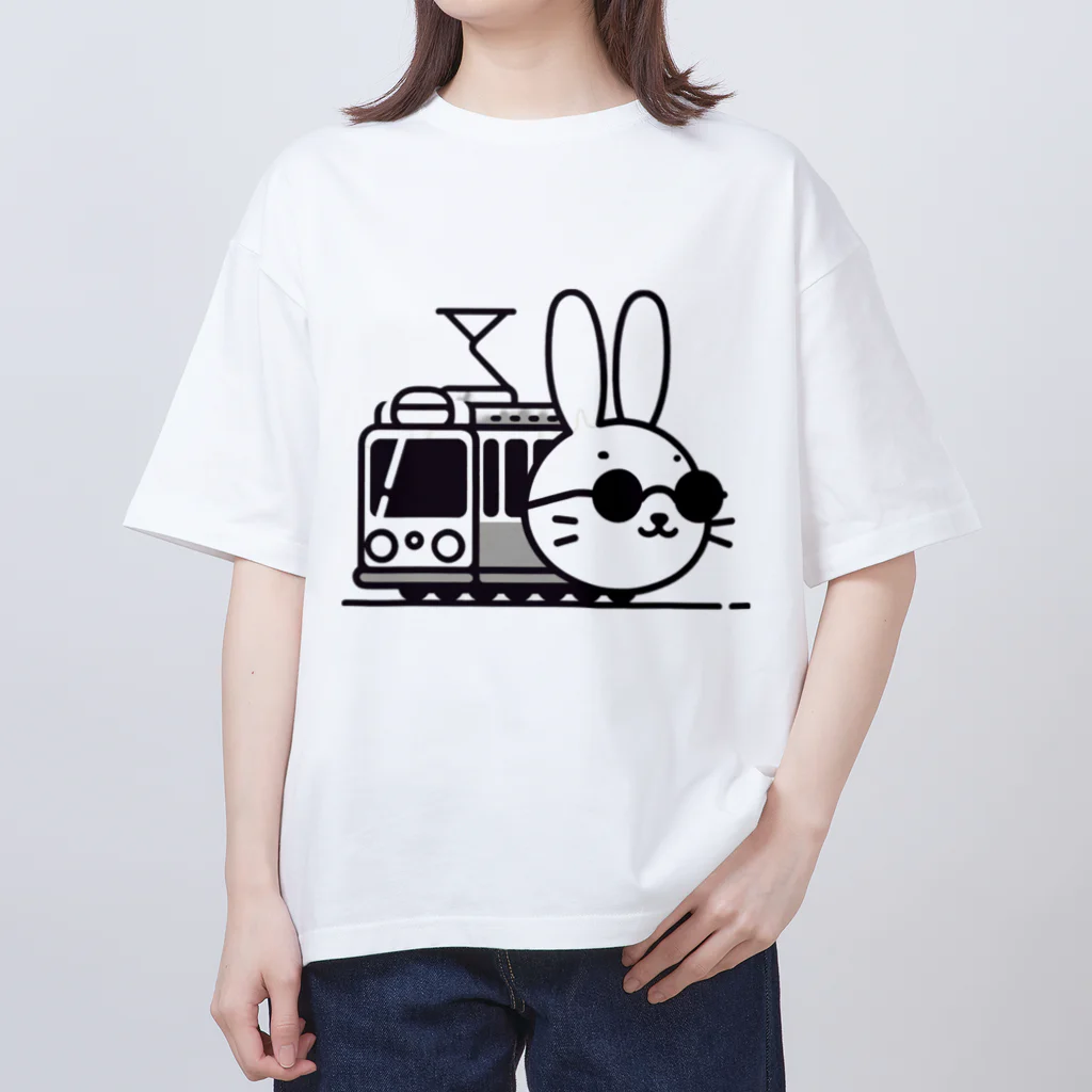 BOSATUの電車に乗ったうさぎ Oversized T-Shirt