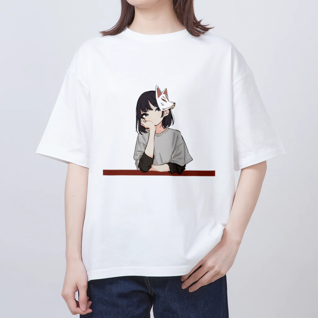 キツネビの肘つき狐面少女 オーバーサイズTシャツ