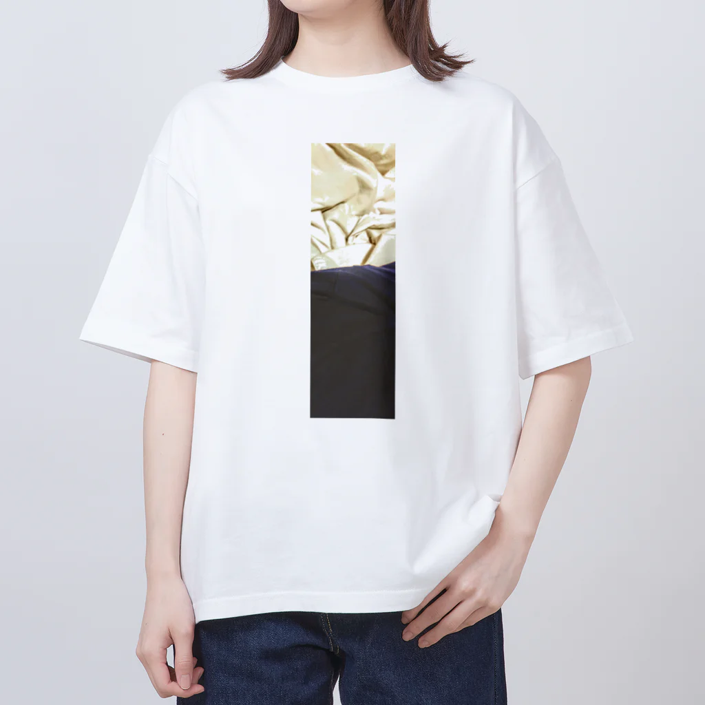 日山　拓志の二色 Oversized T-Shirt