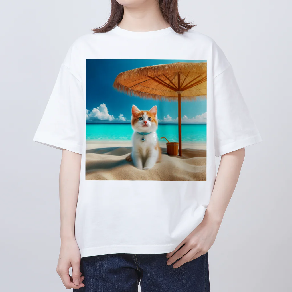 猫と紡ぐ物語の南国の海で一時のバカンスを楽しむ オーバーサイズTシャツ