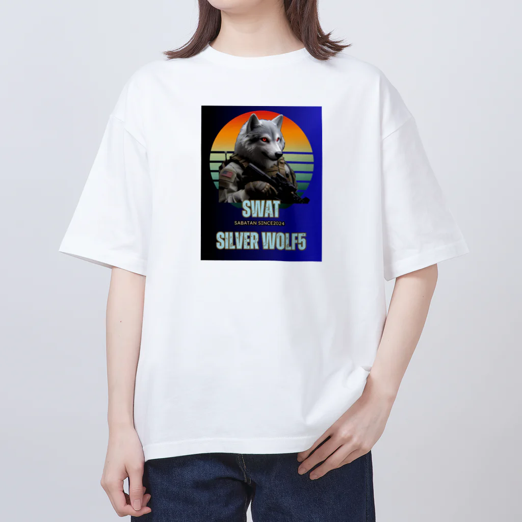 SaBATaNのSWATシルバーウルフ5 オーバーサイズTシャツ