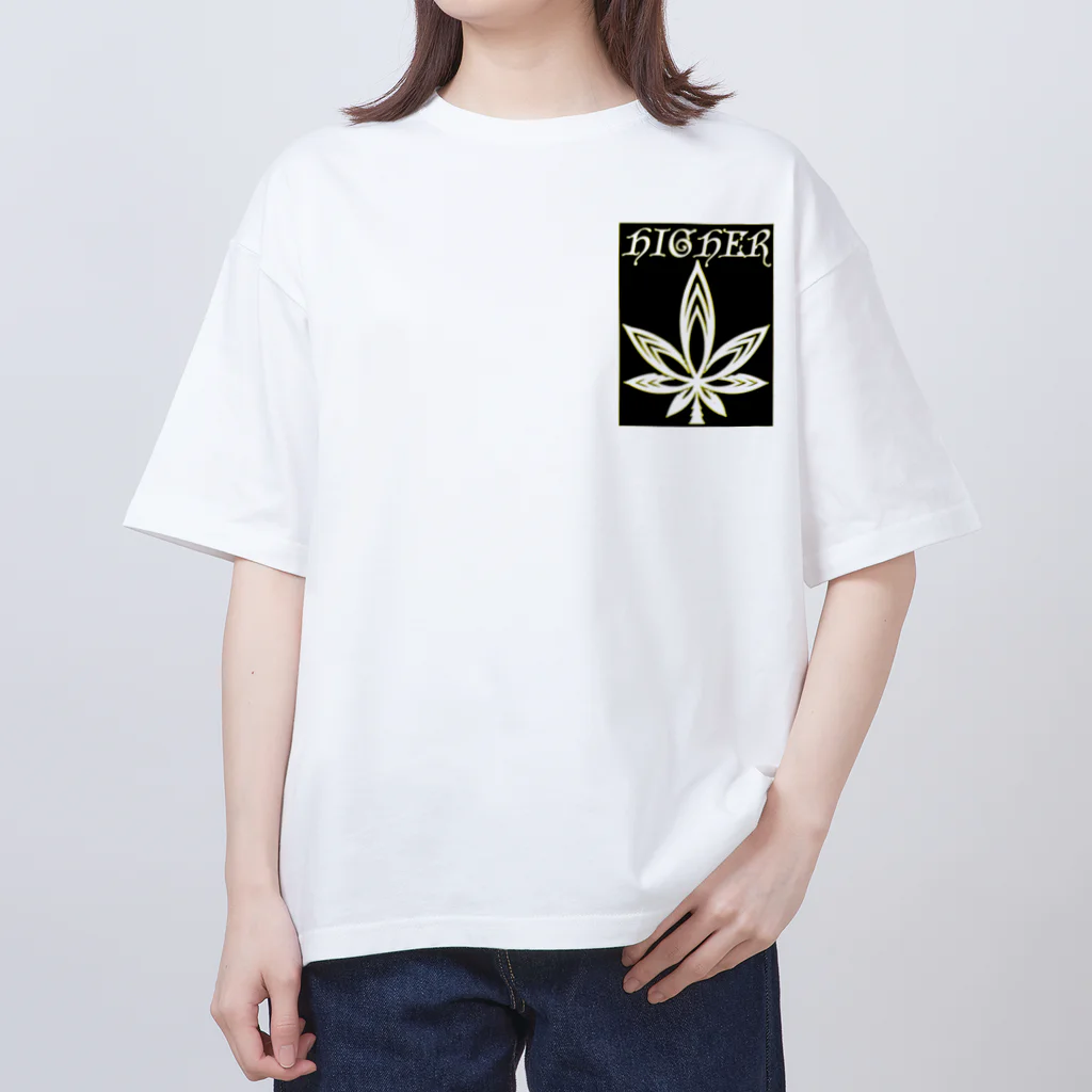 HIGHERのHIGHER original　ワッペン風ロゴ オーバーサイズTシャツ