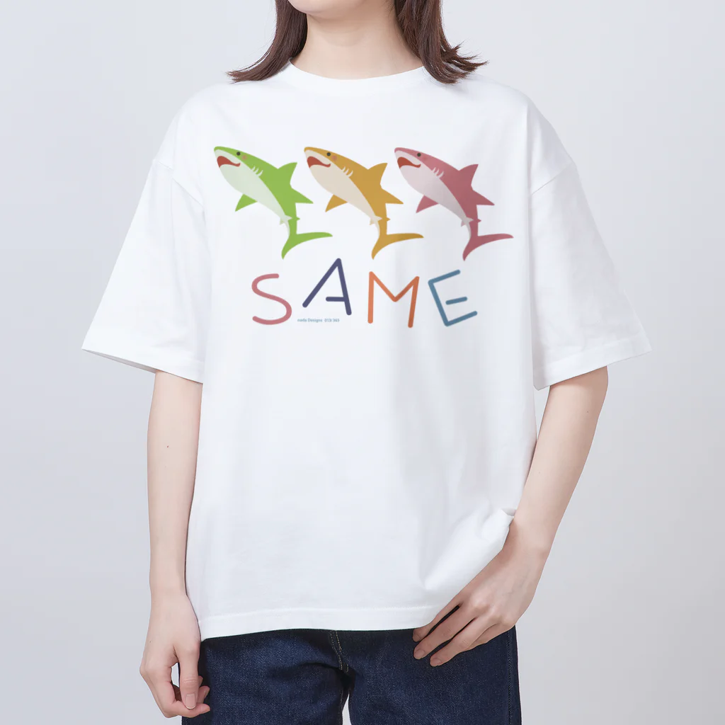 さかたようこ / サメ画家のはにかみSAME オーバーサイズTシャツ