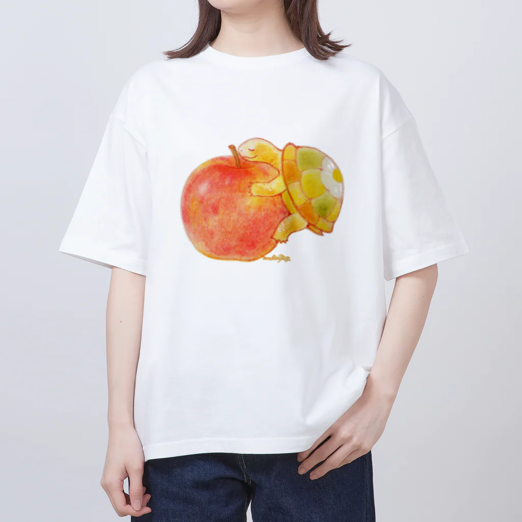 めろんぽっぷのお店だよのリンゴの香りに包まれる Oversized T-Shirt