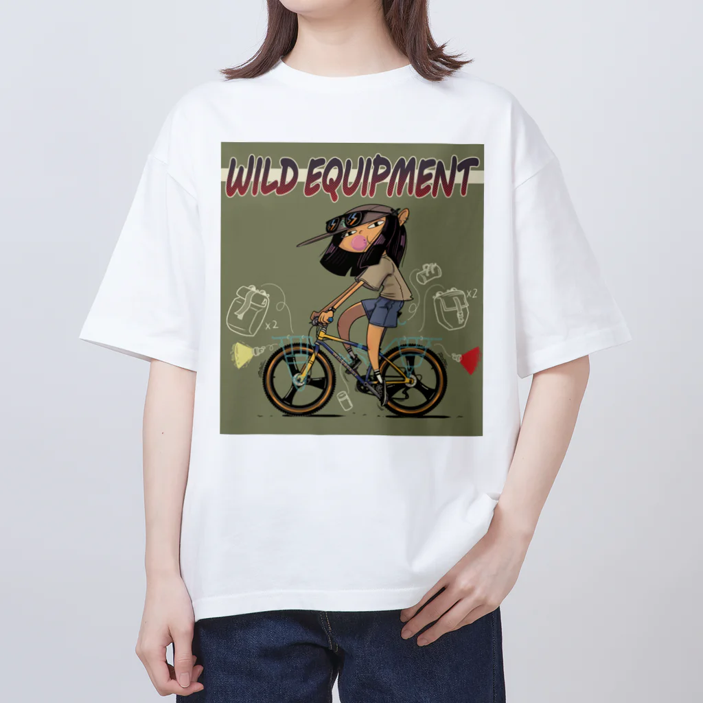 nidan-illustrationの"WILD EQUIPMENT” オーバーサイズTシャツ