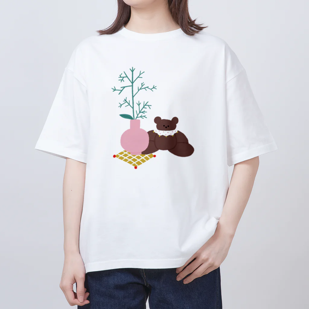 かわべしおん | イラストレーターのカスミソウとぬいぐるみ オーバーサイズTシャツ