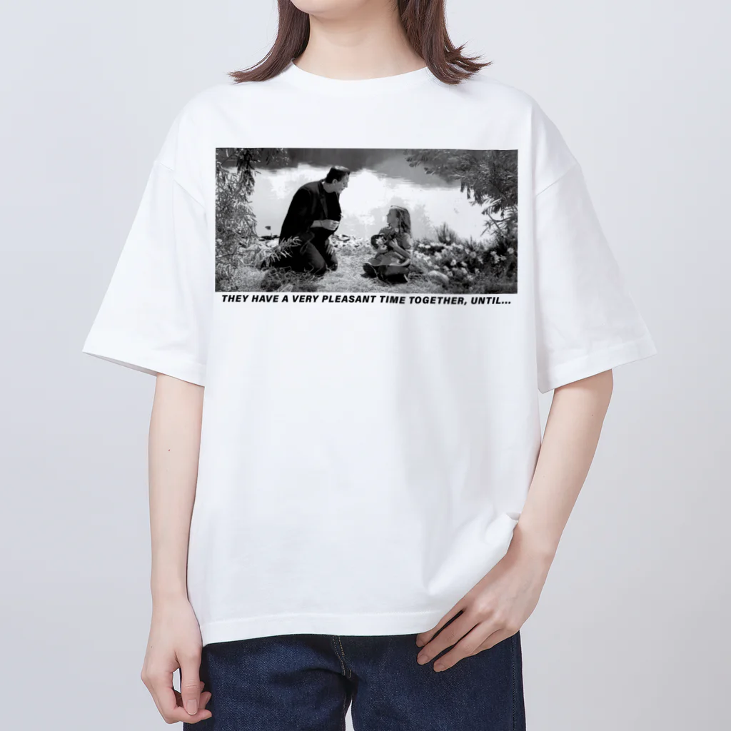 stereovisionのFrankenstein (フランケンシュタイン) Oversized T-Shirt