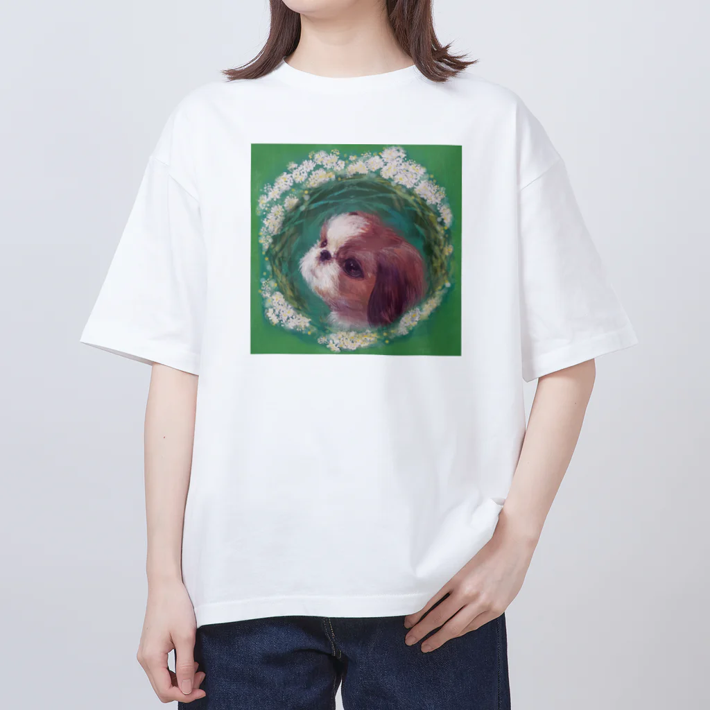 NORIMA'S SHOP のかわいいシーズー 犬と雪柳のフラワーリース Oversized T-Shirt