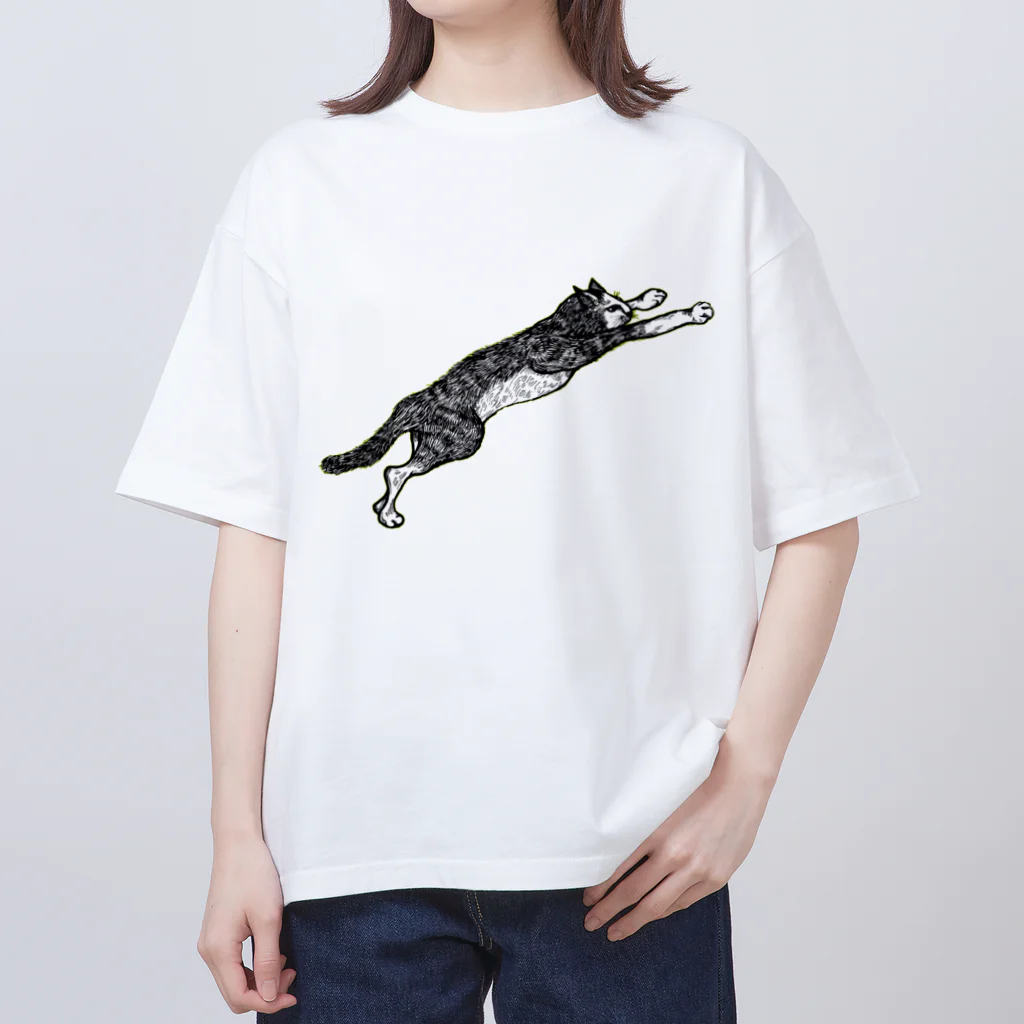 ンコストア(N’ko)の猫飛ぶ オーバーサイズTシャツ