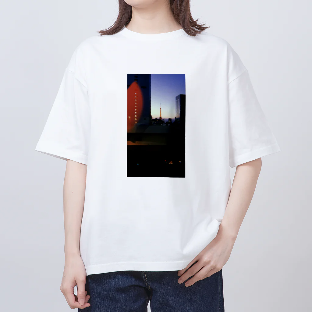 ﾄﾙｺﾞﾚのTokyo オーバーサイズTシャツ