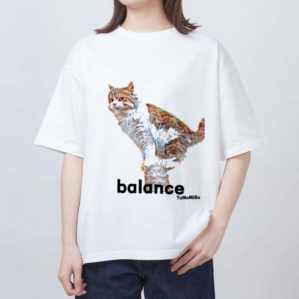 ToMoMiSaのbalance -猫 オーバーサイズTシャツ