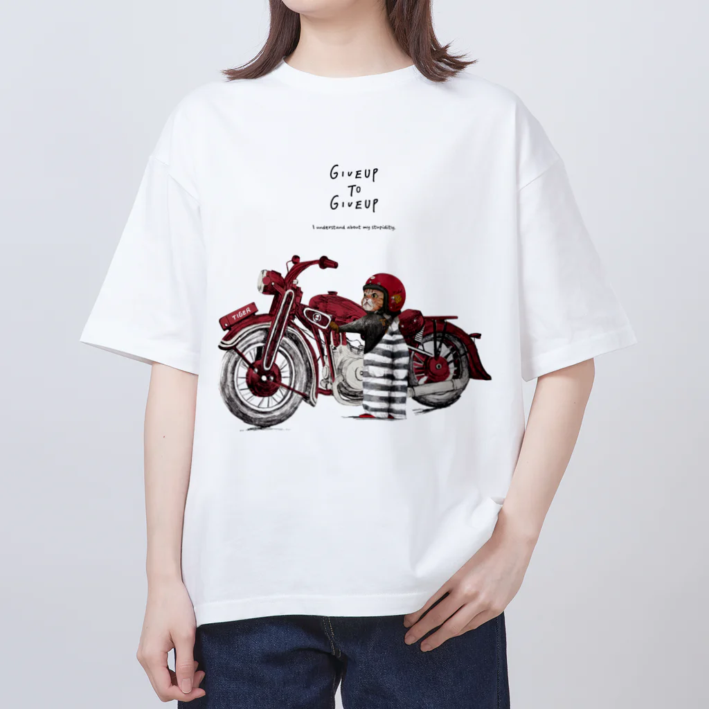 MAiのGive up to give up オーバーサイズTシャツ