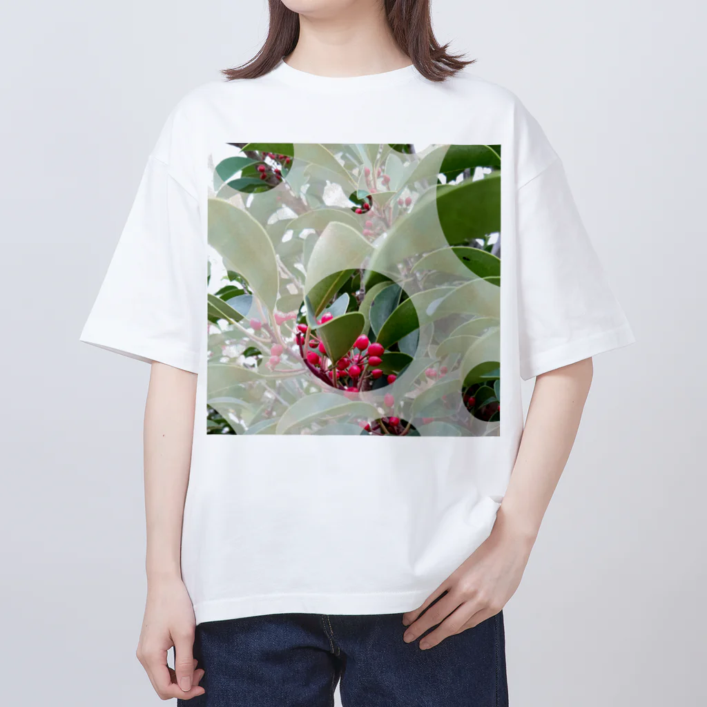 Lily bird（リリーバード）のピラカンサス（？）photo 正方形 オーバーサイズTシャツ