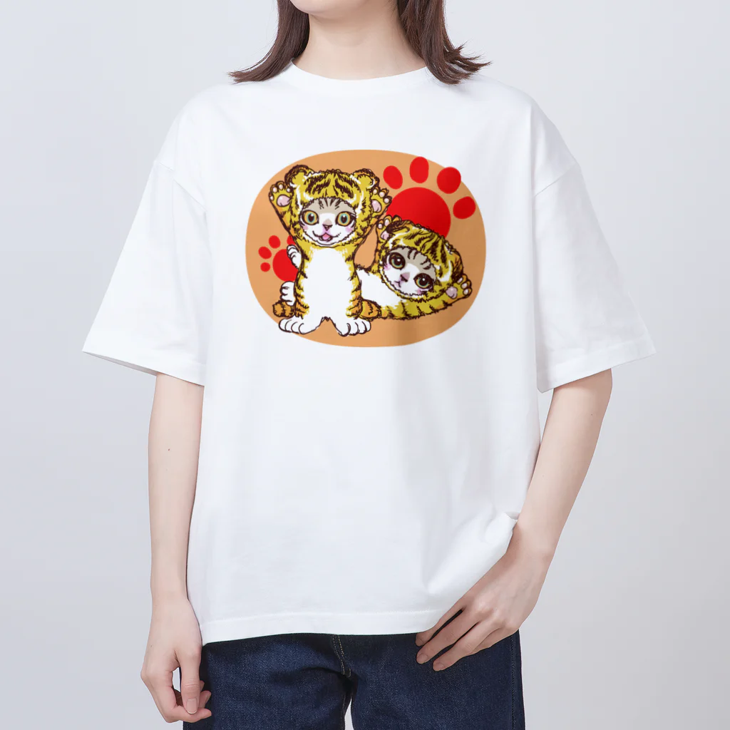 nya-mew（ニャーミュー）のとらニャーちゃん オーバーサイズTシャツ