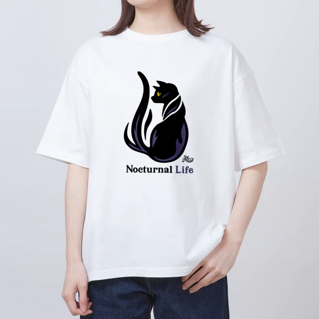 kocoon（コクーン）の夜型生活のネコ Oversized T-Shirt