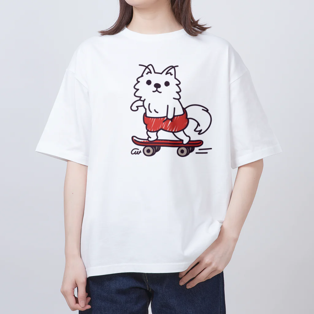 イラスト MONYAAT の赤ぱんポメラのスケボー オーバーサイズTシャツ