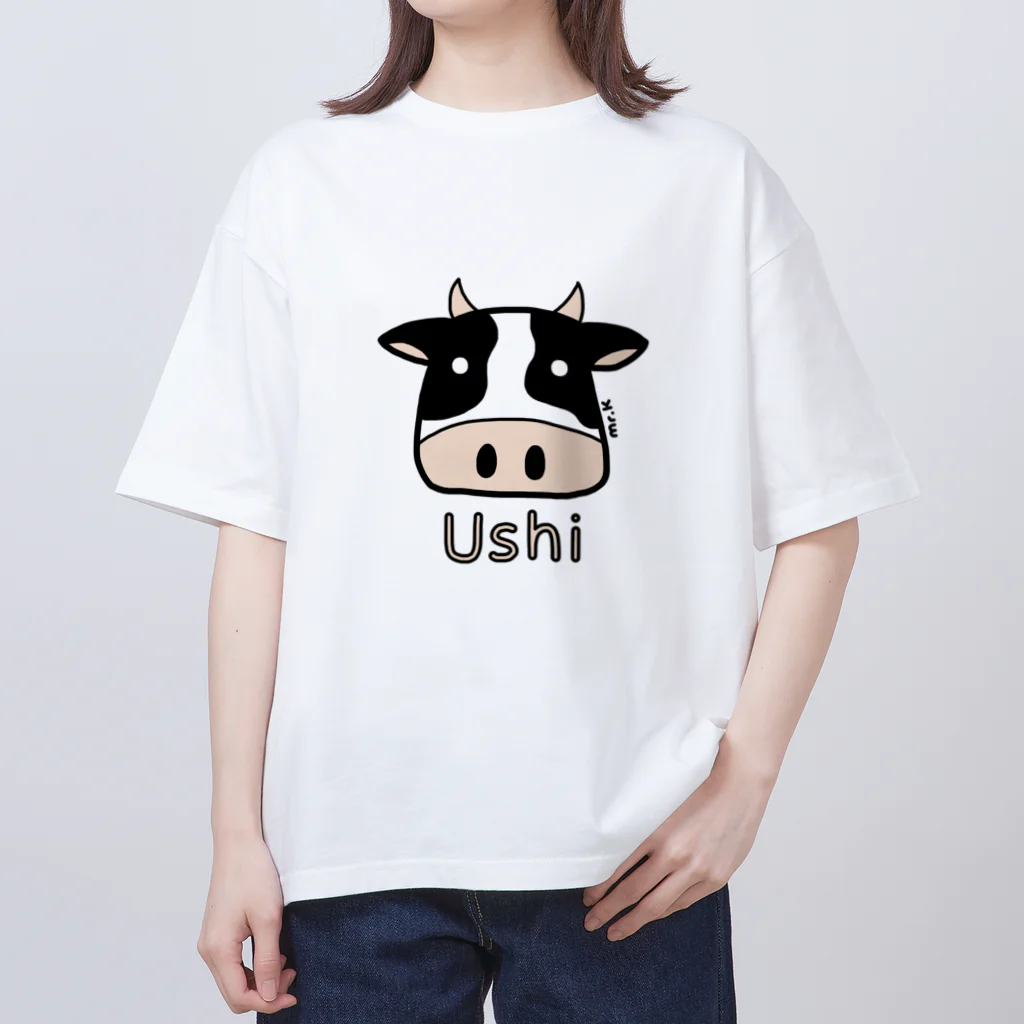 MrKShirtsのUshi (牛) 色デザイン オーバーサイズTシャツ