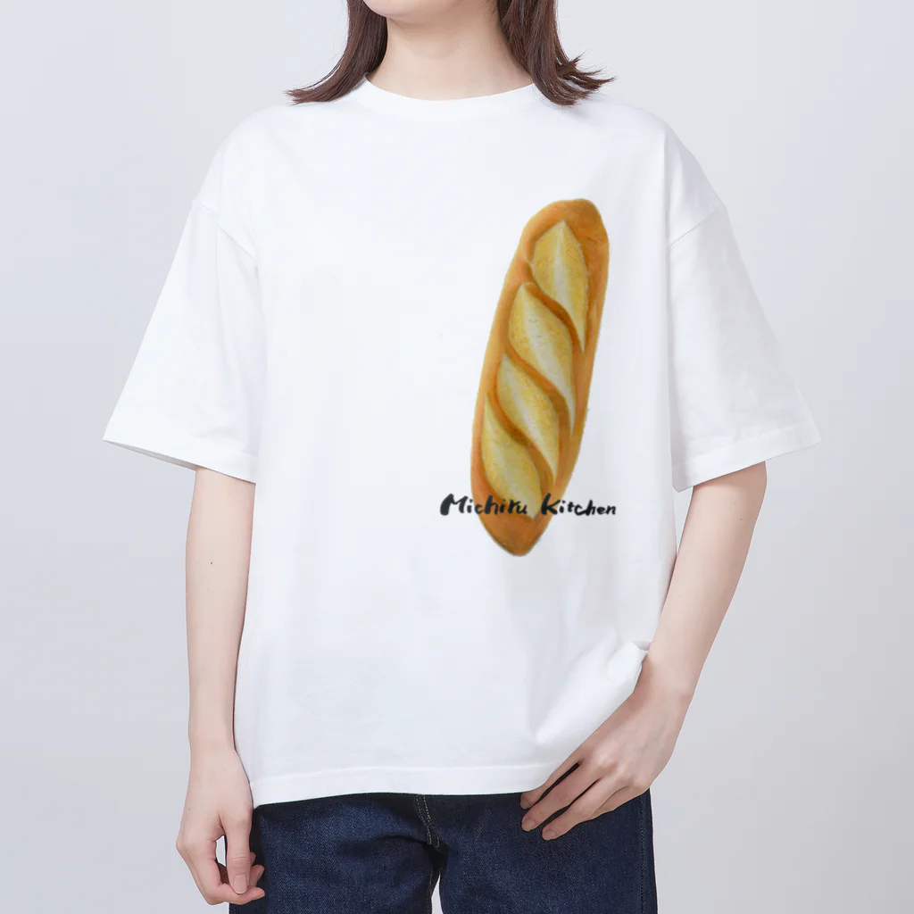 Michiru Kitchenのフランスパン Oversized T-Shirt