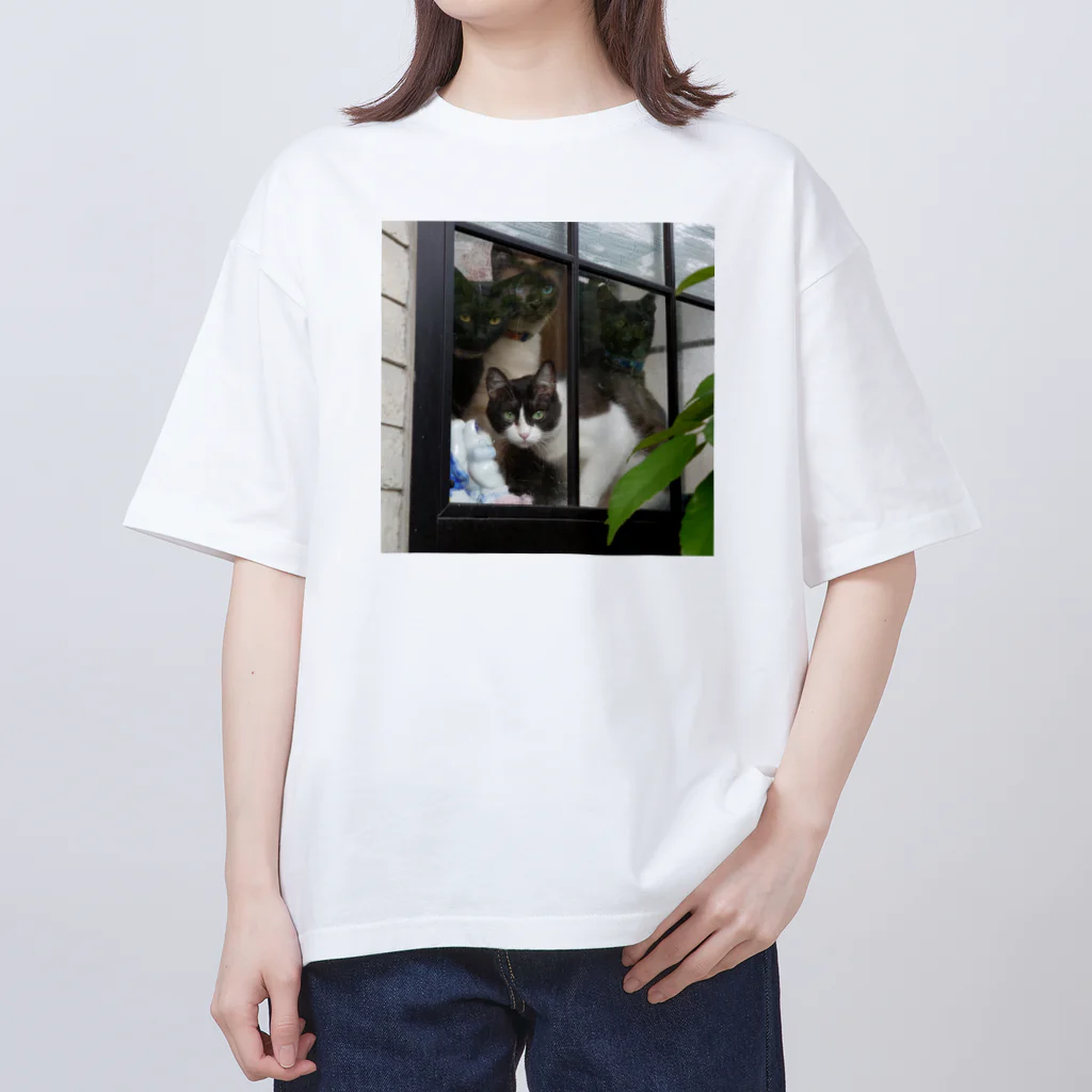ショップ猫家族の猫家族 Oversized T-Shirt