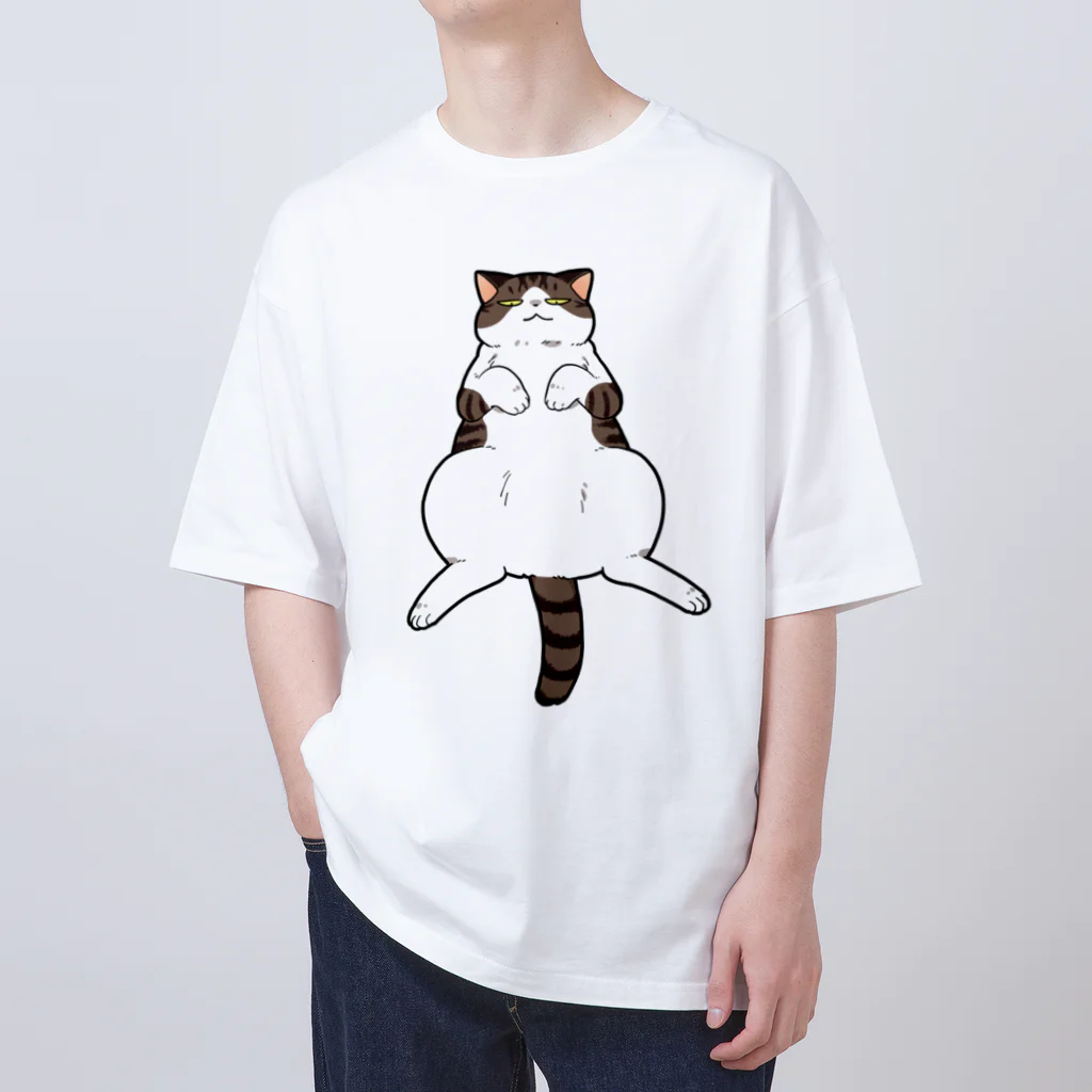 OSORAのおなか丸出し猫 Oversized T-Shirt